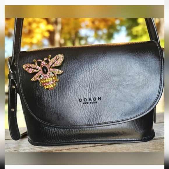 Coach Vintage Black Shoulder Bag with Silver Hardware - Picture 5 of 5